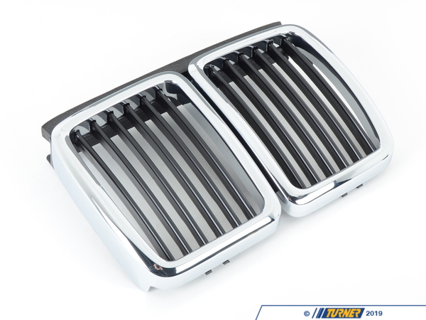 Genuine European BMW Genuine European BMW Sport Evolution Kidney Grille - E30 51132233001