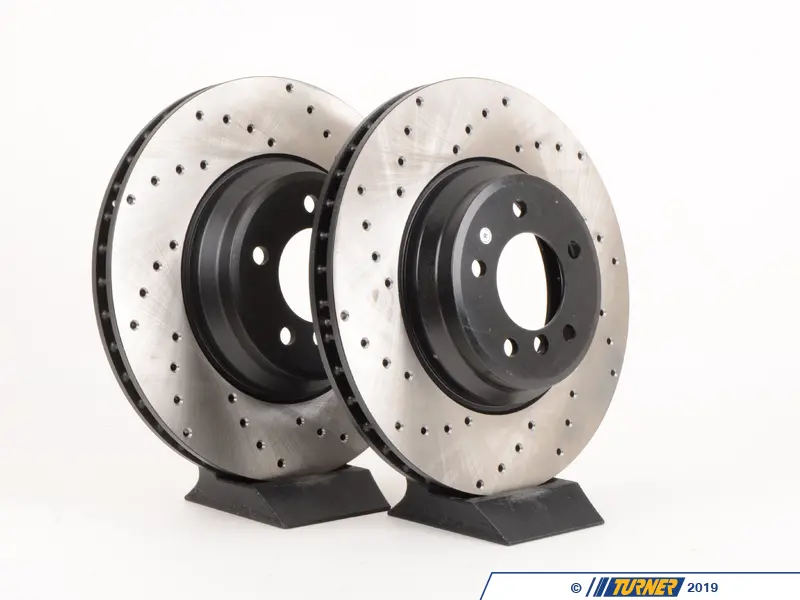 Yana Shiki Bremsscheiben & Bremsbeläge Vorne – Cross-drilled, Semi-metallisch, Verzinkt
