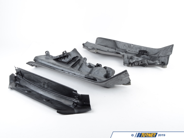 Genuine BMW Genuine BMW Bulk Head Cover Replacement Kit - E71, E70 51717169419KT