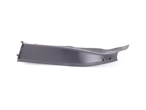 Drip Rail Trim, Right - F30, F80