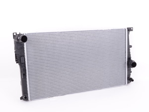 Genuine BMW Radiator - Automatic Transmission - F22,F30,F31,F32,F33,F34,F36