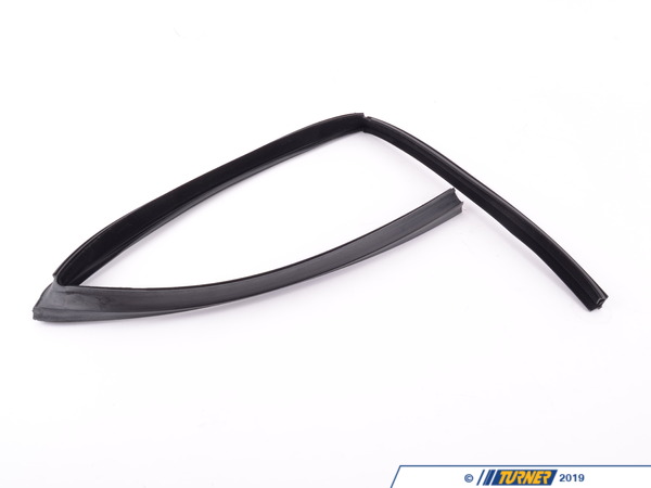 Genuine BMW Genuine BMW Rear Window Seal - Right - E39 540i M11 51348159818