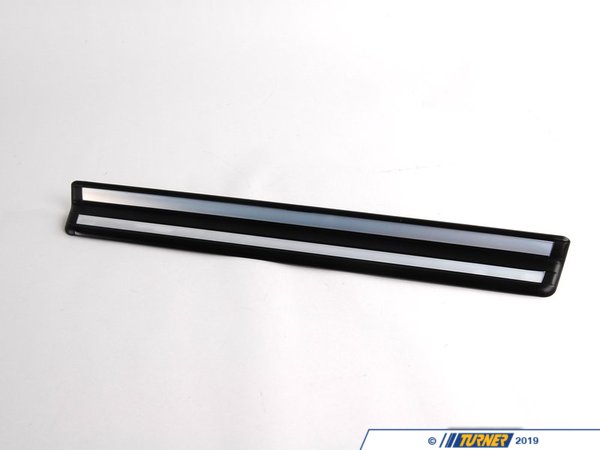 Genuine BMW Genuine BMW Chrome Front Door Sill - Right 51478219186
