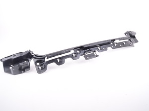 Guide - Center Rear - E93