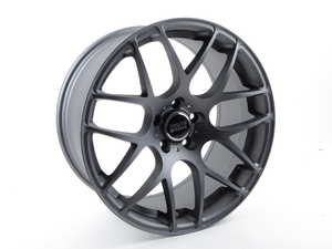  V710FF 19x9.5 ET33 5x120 72.6 Matte Graphite