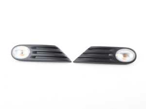 Side Turn Signal & Grille White - Pair 882-1404P-AQ-C
