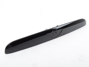 TRUNK LID GRIP WITH KEY BUTTON