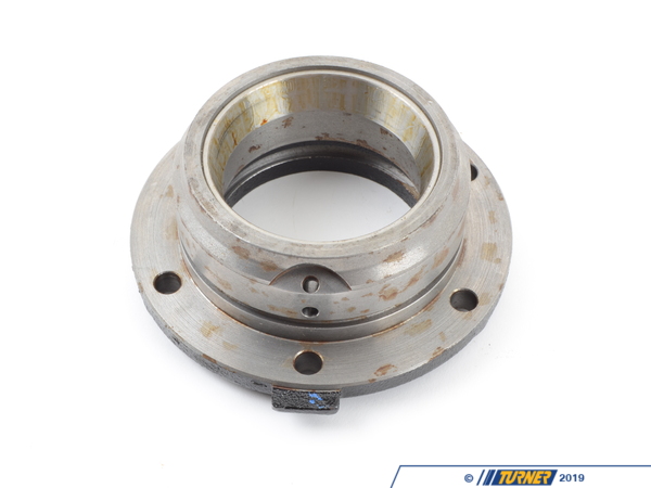 33111208047 - Differential Flange Cover - E23, E24, E28, E30, E32, E34 ...