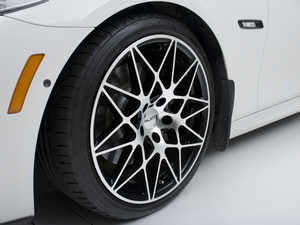 19" Alzor Style 758 Wheel & Tire Package - 225/35R19 / 255/30R19