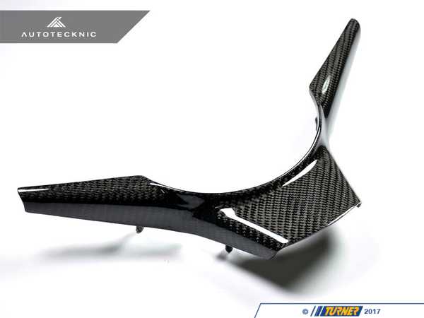AUTOTECKNIC Carbon Fiber Steering Wheel Trim - E60 M5 E63 M6 BM-0186